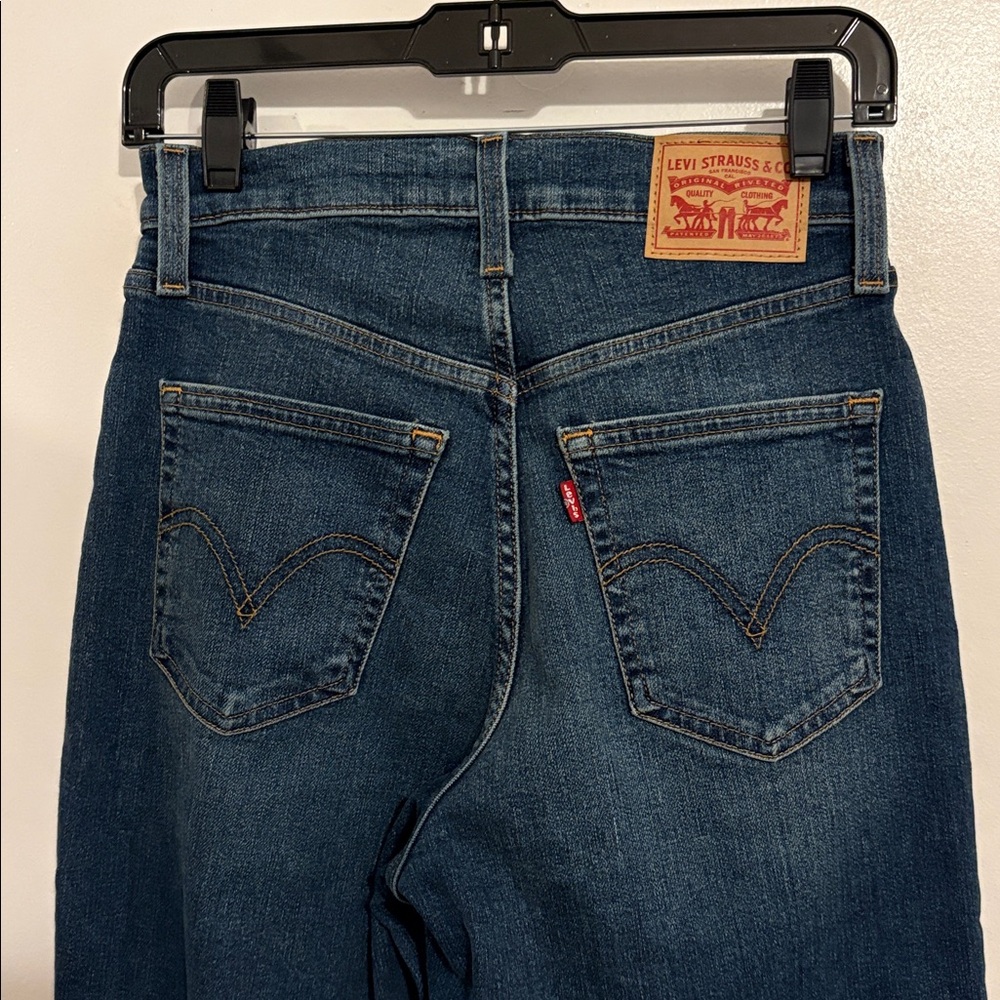 Levi's High-Rise Straight Leg Jeans - I altered them and the inseam is now 24" - Picture 4 of 9